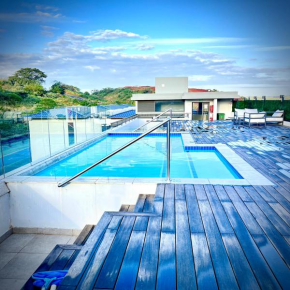 Zimbali lakes boulevard edge